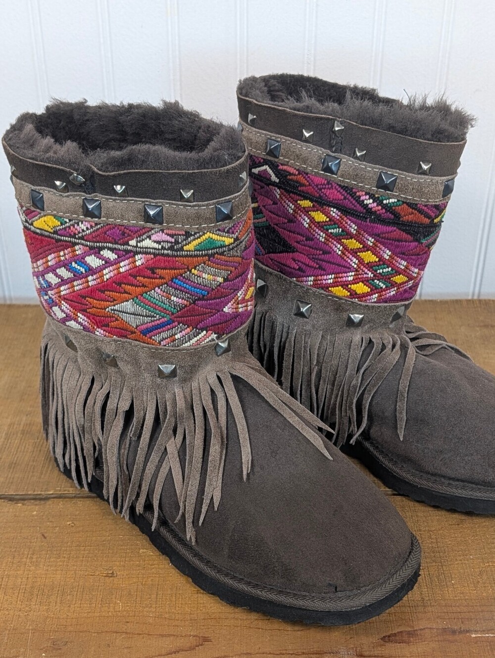 RARE Vintage Kettle Black x Koolaburra Suede Fringe Aztec Studded Boots EUC  7